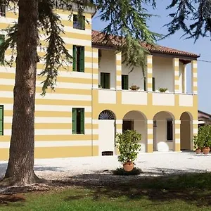 Alloggio per agriturismo Le Canossiane, Isola Vicentina